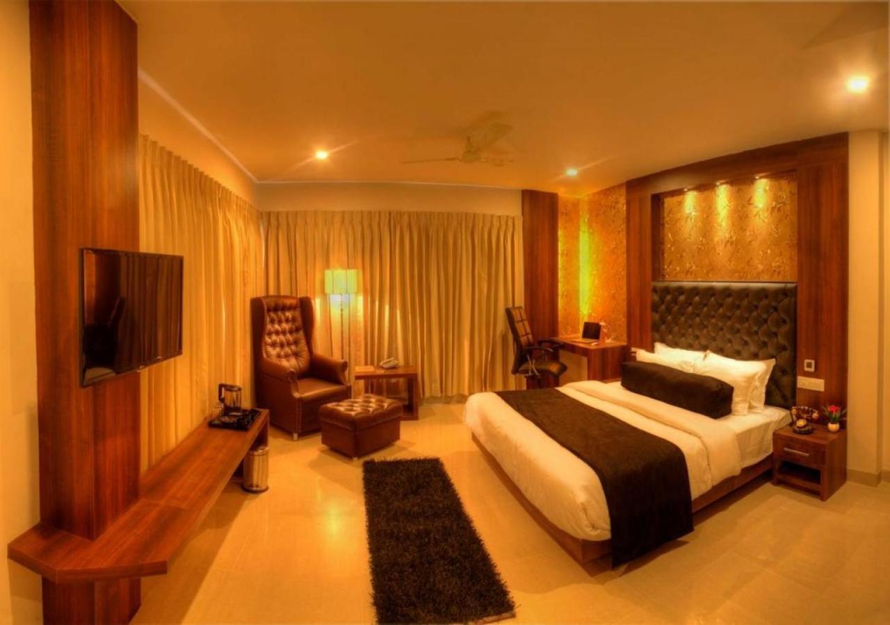 Fabhotel Dawn Mysore Exteriör bild