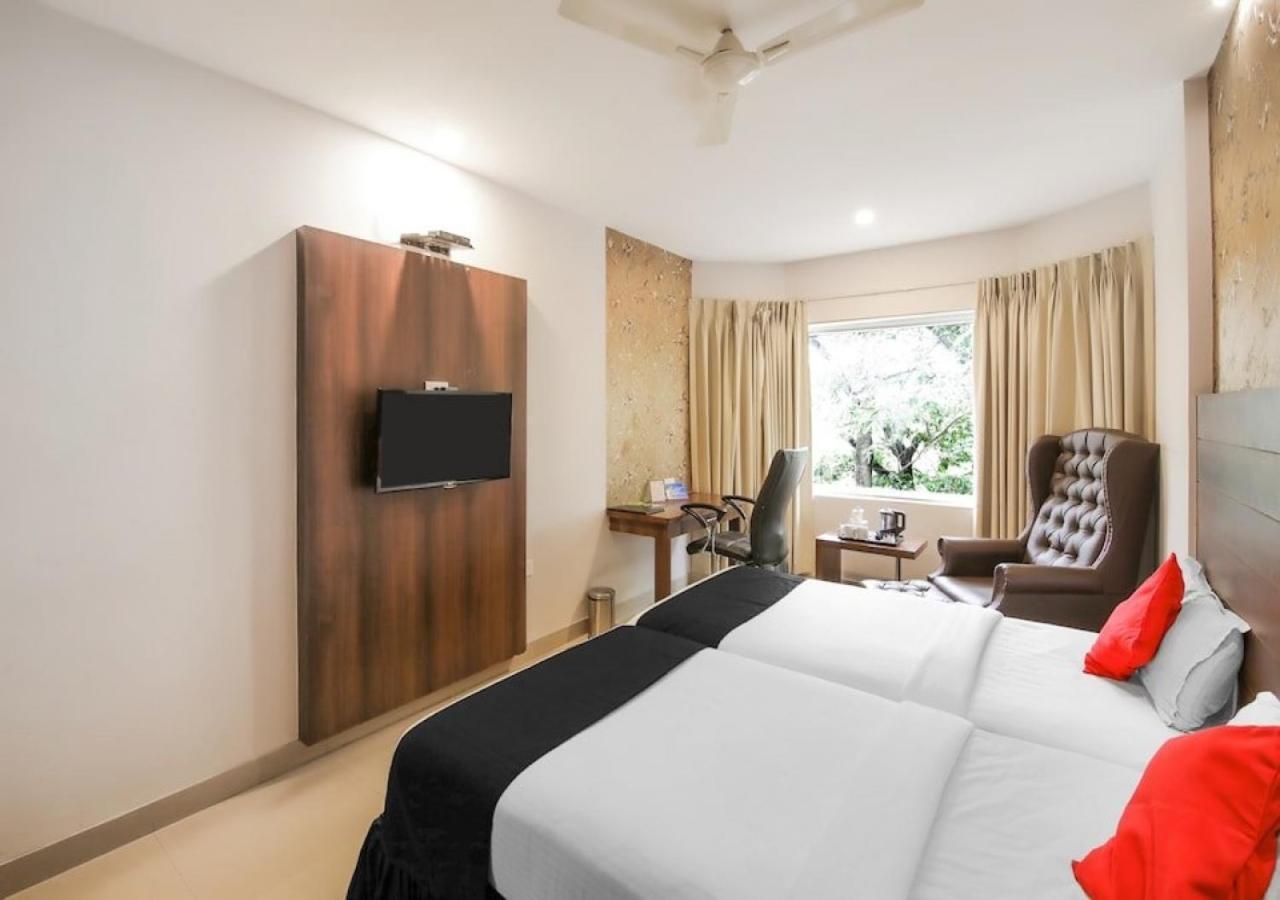 Fabhotel Dawn Mysore Exteriör bild