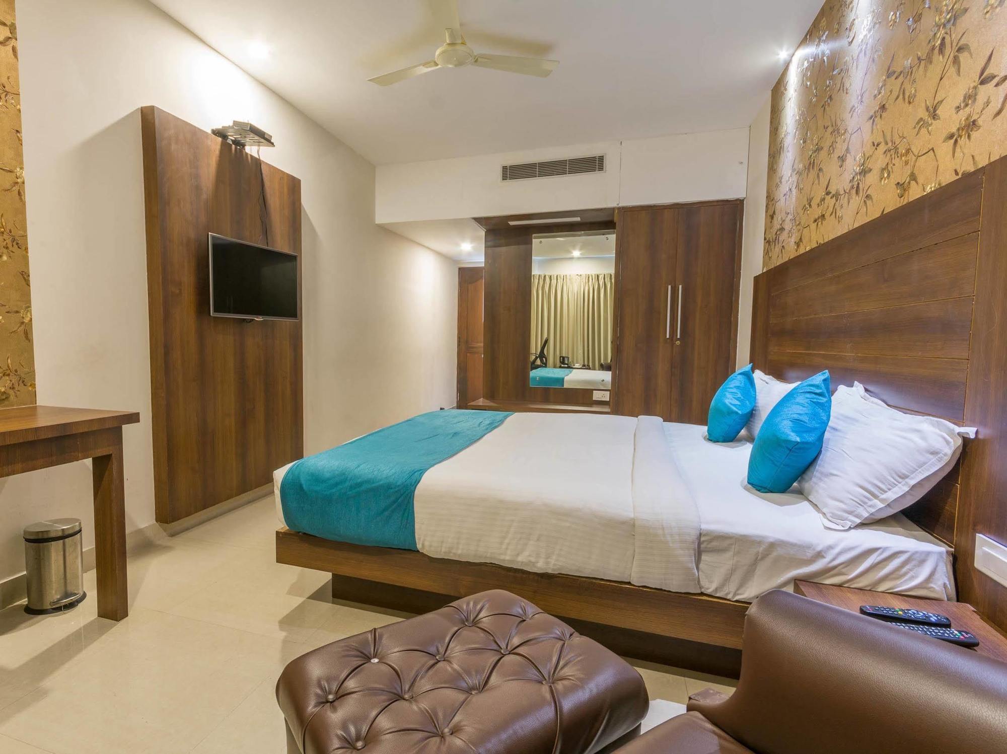 Fabhotel Dawn Mysore Exteriör bild