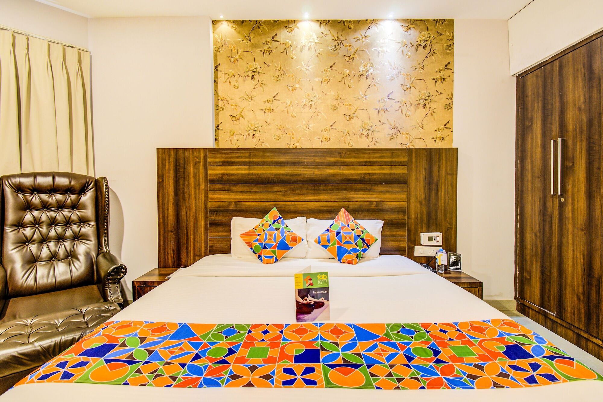 Fabhotel Dawn Mysore Exteriör bild