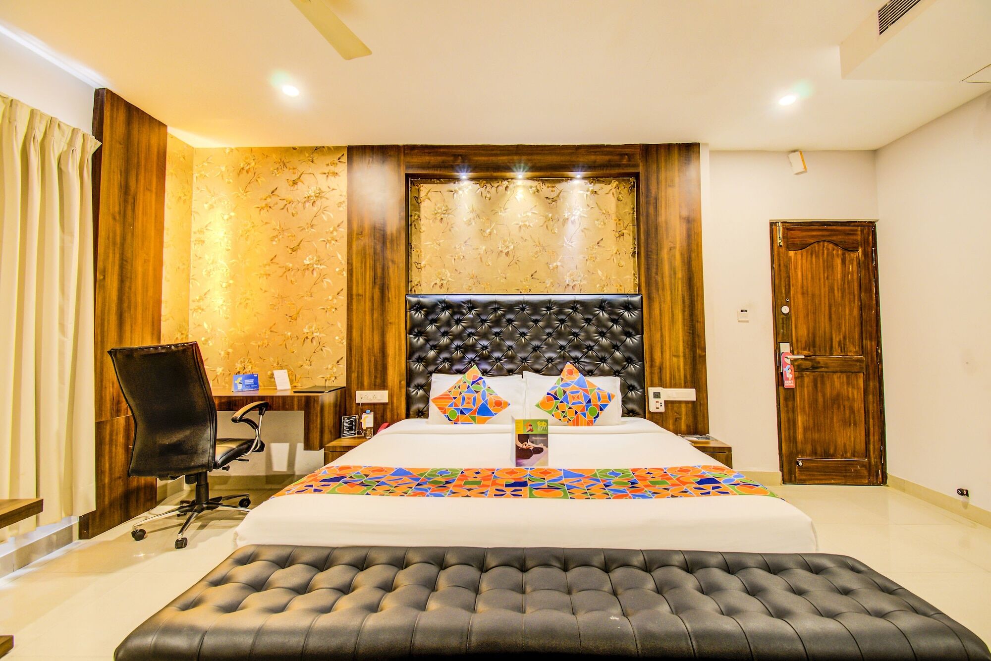 Fabhotel Dawn Mysore Exteriör bild