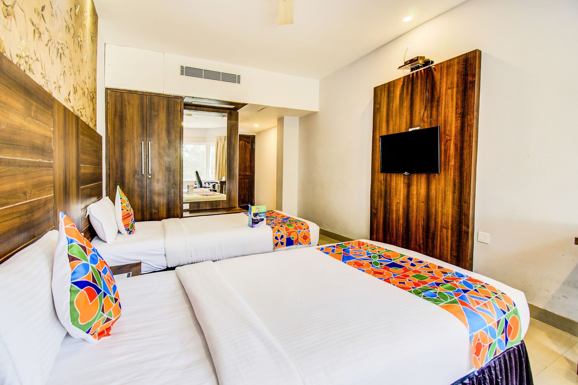 Fabhotel Dawn Mysore Exteriör bild
