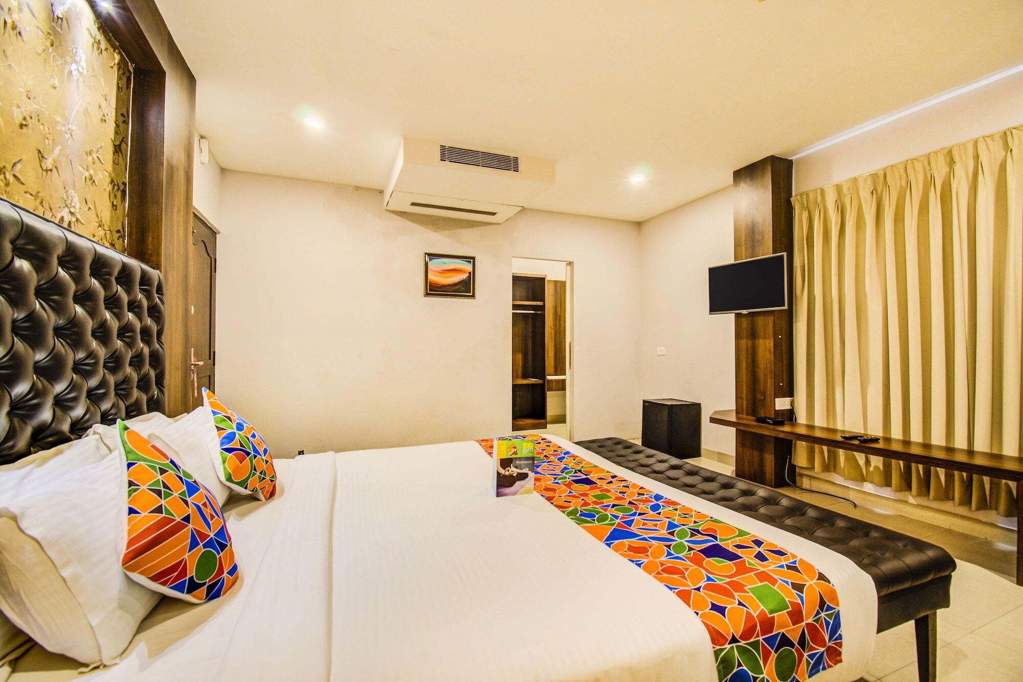 Fabhotel Dawn Mysore Exteriör bild